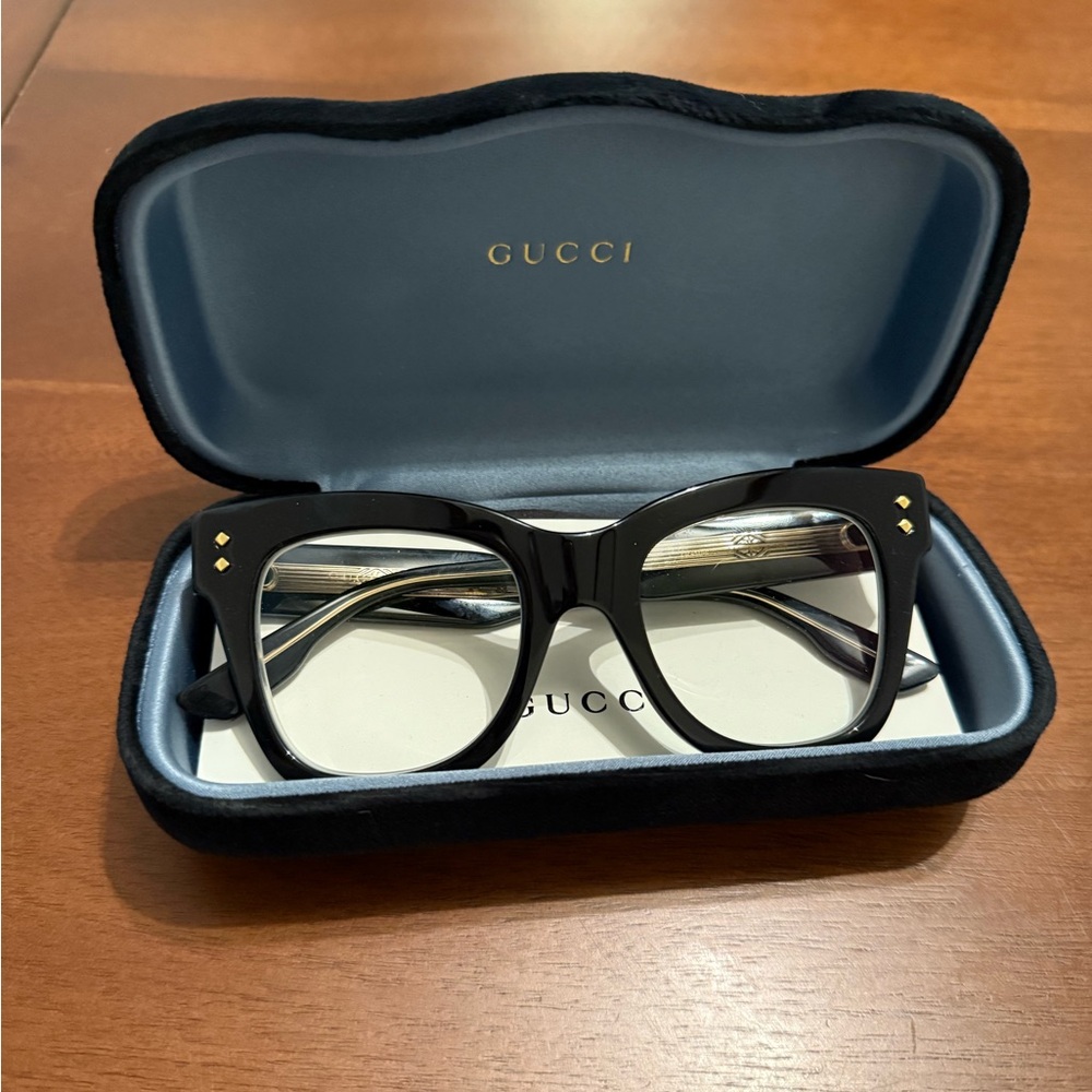 Gucci glasses